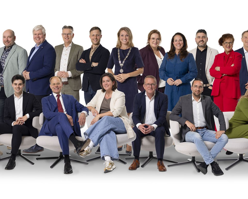 Gemeenteraad met burgemeester juni 2026