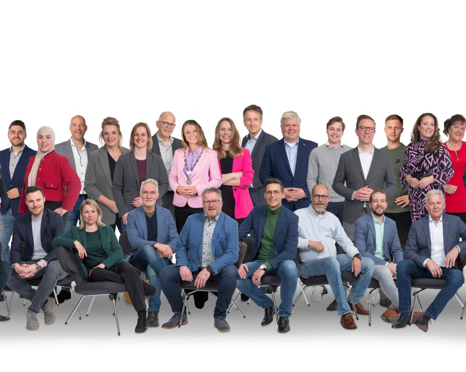 Groepsfoto gemeenteraad mei 2025